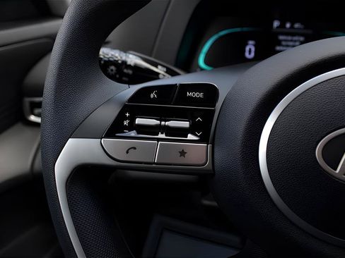 New 2025 Hyundai Elantra Blue image 17