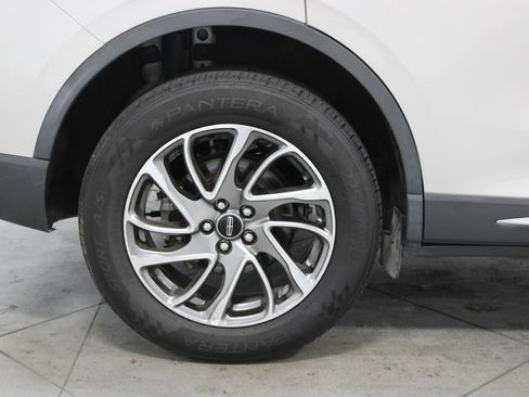 Used 2022 Lincoln Corsair FWD image 14