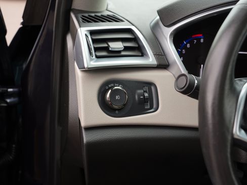 Used 2014 Cadillac SRX Premium AWD/4WD image 17