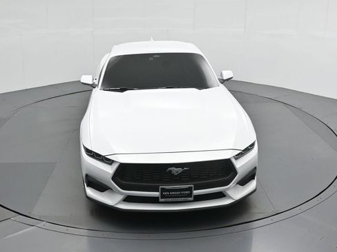 Certified 2024 Ford Mustang Coupe image 34