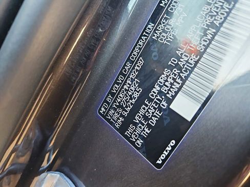 Used 2023 Volvo XC90 B6 Plus w/ Protection Package image 14