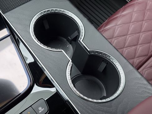 New 2026 Cadillac Escalade Luxury w/ Touring Package image 32