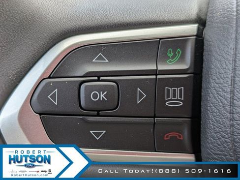 Used 2025 Jeep Compass Limited w/ High Altitude Package AWD/4WD image 19