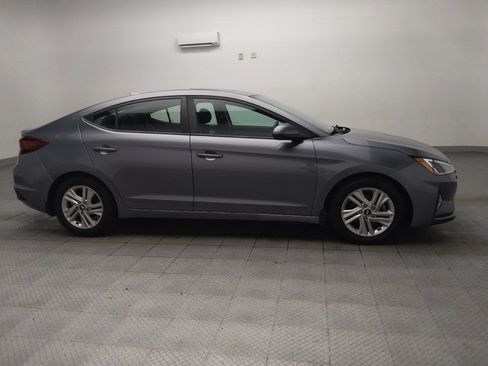 Used 2019 Hyundai Elantra Value Edition w/ Winter Weather Package FWD image 11
