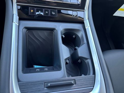 New 2026 Nissan Armada SV image 31