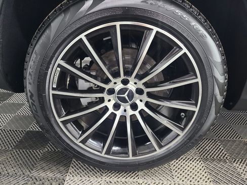 Used 2018 Mercedes-Benz GLC 300 4MATIC image 16