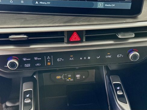 New 2026 Kia Sorento X-Line EX image 18