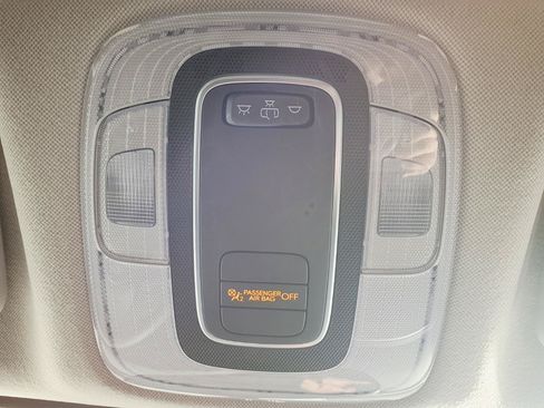 Certified 2023 Hyundai Elantra SE FWD image 23