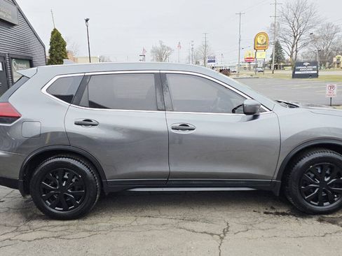 Used 2018 Nissan Rogue SV FWD image 7