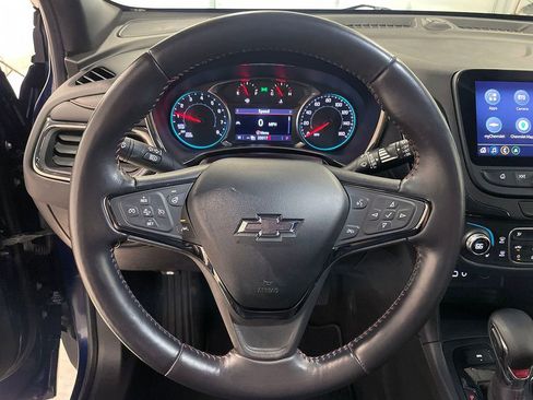 Used 2022 Chevrolet Equinox RS w/ Infotainment Package image 30