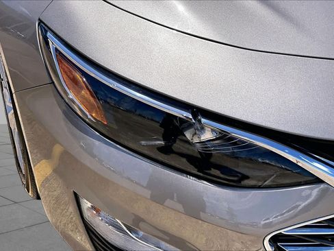 Used 2025 Chevrolet Malibu LT FWD image 27