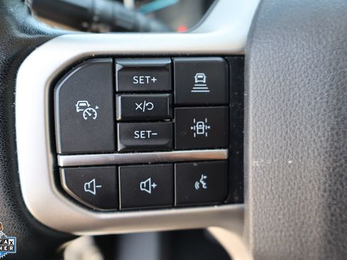 Used 2023 Ford Expedition Max Limited RWD image 16