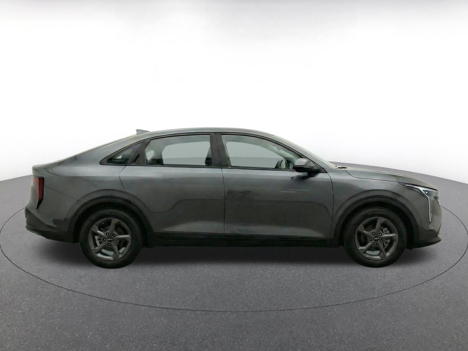 Used 2025 Kia K4 FWD image 9