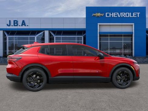 New 2026 Chevrolet Equinox EV LT image 5