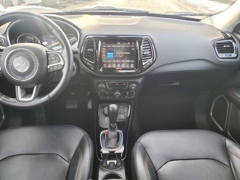 Used 2019 Jeep Compass Limited image 16