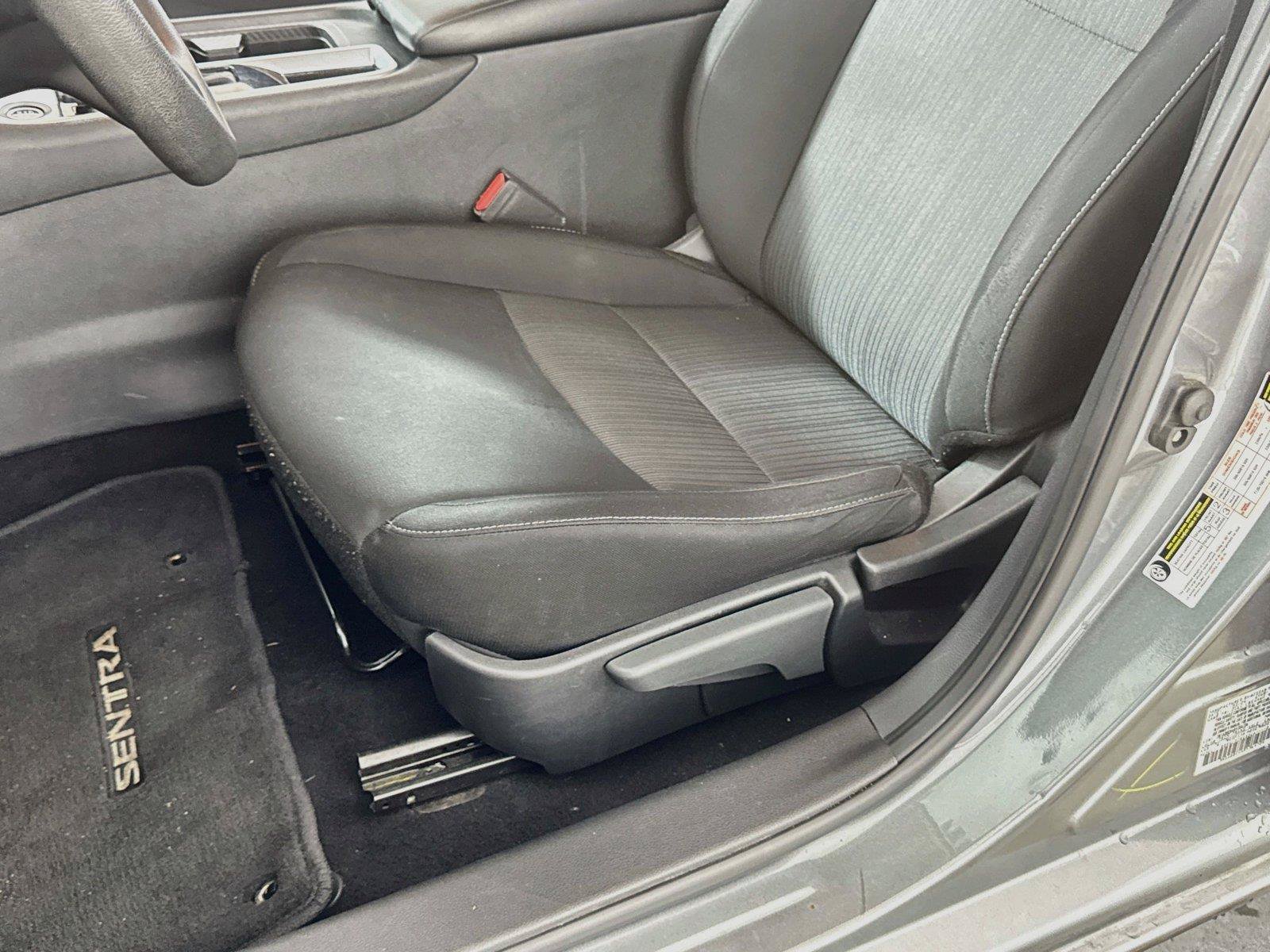 Used 2024 Nissan Sentra SV FWD image 18