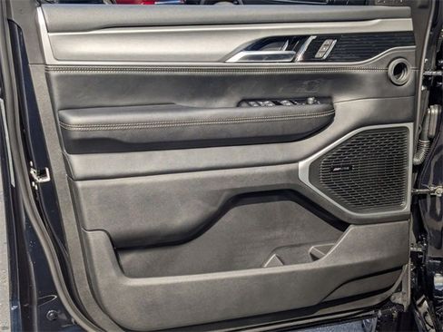 New 2025 Jeep Wagoneer Series II image 12