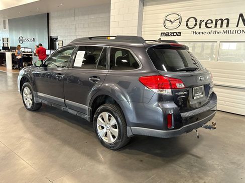Used 2012 Subaru Outback 3.6R Limited w/ Moonroof Pkg AWD/4WD image 22