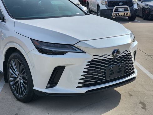 Used 2023 Lexus RX 350 FWD w/ Accessory Package image 7