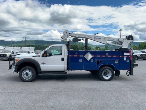 Used 2014 Ford F550 4x4 Regular Cab Super Duty image 5