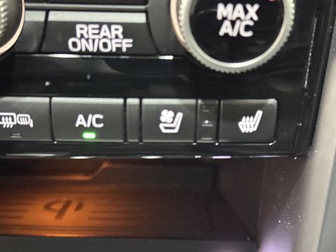 Used 2021 Subaru Ascent Touring w/ Popular Package #2A image 40