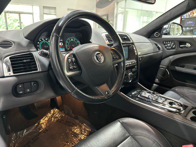 Used 2013 Jaguar XKR R RWD image 33