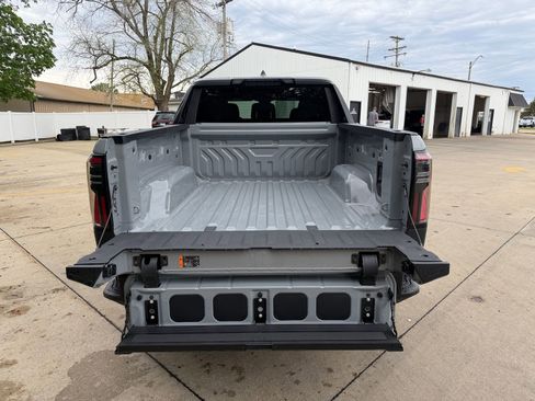 New 2026 GMC Sierra EV Elevation AWD/4WD image 35