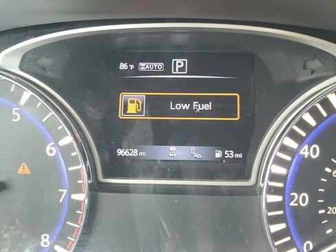 Used 2018 Nissan Pathfinder S AWD/4WD image 22