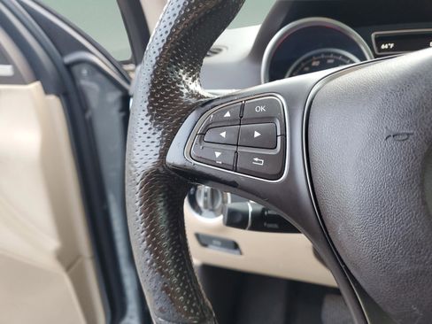 Used 2018 Mercedes-Benz GLE 350 w/ Premium 1 Package image 28