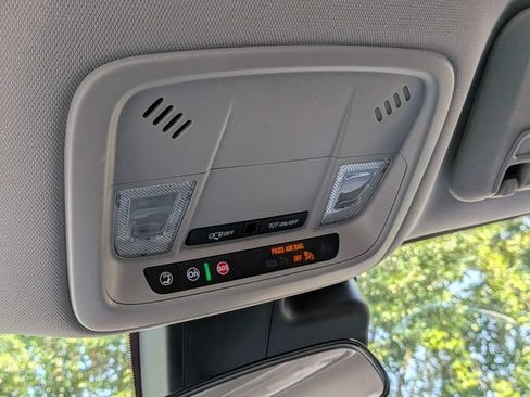 Used 2025 Chevrolet Malibu LT FWD image 22