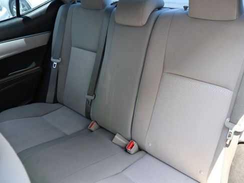 Used 2014 Toyota Corolla LE Premium FWD image 17