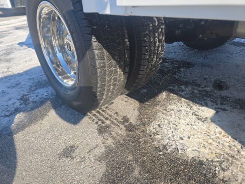 Used 2014 Ford F350 XL w/ Power Equipment Group image 22