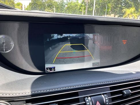 Used 2020 Lexus LS 500 w/ Accessory Package (Z2) RWD image 25
