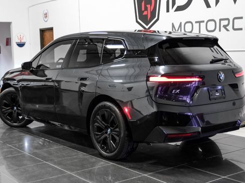 Used 2024 BMW iX xDrive50 w/ Sport Package AWD/4WD image 11