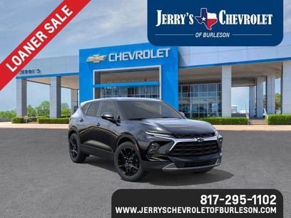 New 2025 Chevrolet Blazer LT w/ LPO, Black Grille Bar Package
