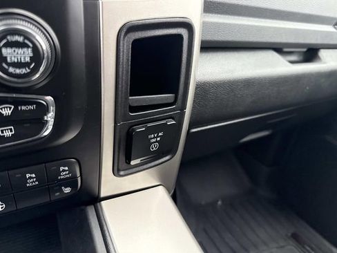 Used 2017 RAM 2500 Big Horn image 30