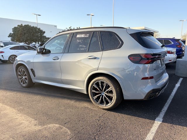 Used 2026 BMW X5 M60i AWD/4WD image 7