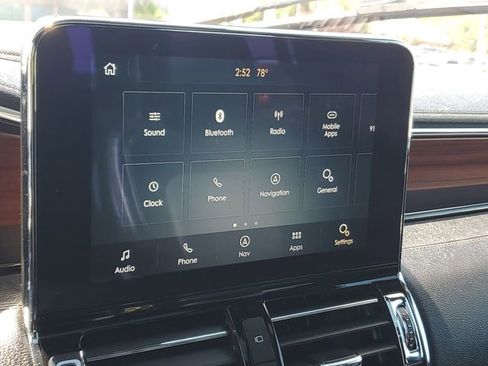 Used 2020 Lincoln Navigator L Reserve w/ Luxury Package AWD/4WD image 17
