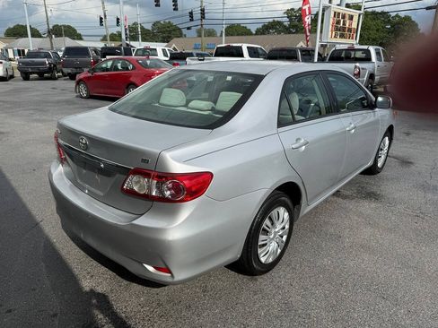 Used 2011 Toyota Corolla LE FWD image 4
