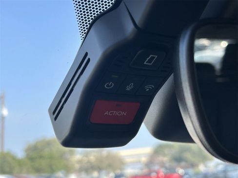 Used 2022 Toyota Highlander Limited image 39