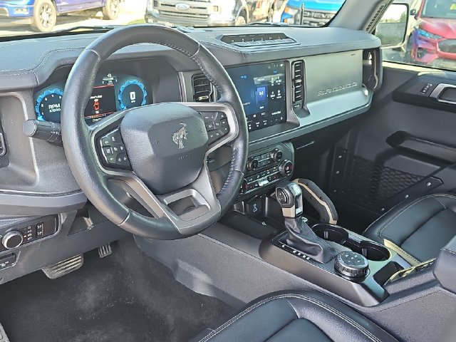 Used 2025 Ford Bronco Badlands AWD/4WD image 18