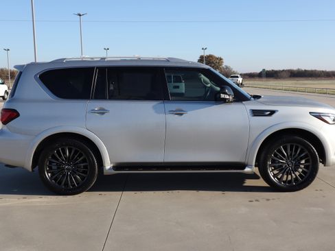 Used 2022 INFINITI QX80 Premium Select w/ Cargo Package image 5