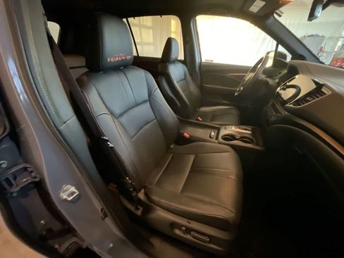 Used 2022 Honda Passport TrailSport image 25