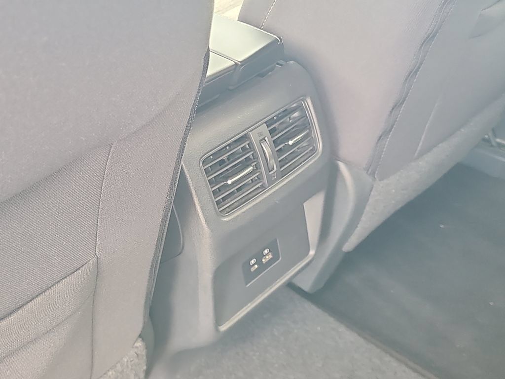 Certified 2021 Nissan Rogue SV FWD image 19