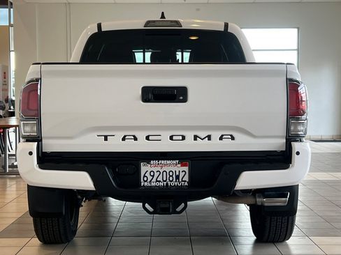 Certified 2020 Toyota Tacoma Limited image 5
