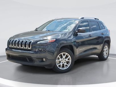 Used 2018 Jeep Cherokee Latitude Plus