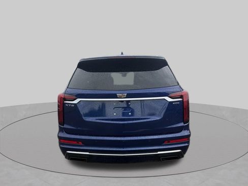 Certified 2025 Cadillac XT6 Premium Luxury FWD image 7