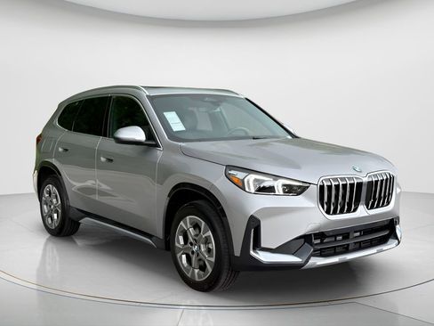 New 2026 BMW X1 xDrive28i w/ Convenience Package AWD/4WD image 3