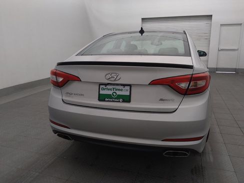 Used 2015 Hyundai Sonata Sport w/ Option Group 03 FWD image 7