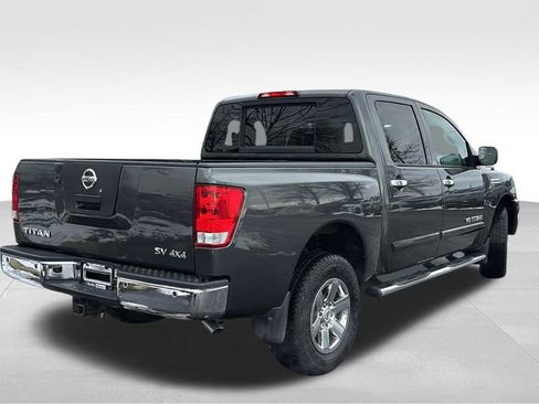 Used 2012 Nissan Titan SV w/ SV Value Truck Pkg image 7